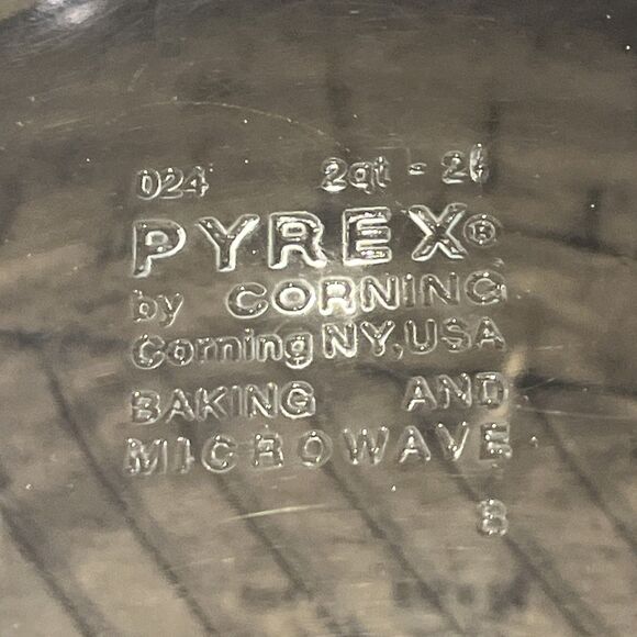 Pyrex Clear Glass 2 Qt Casserole Baking Dish Bowl 024 Vintage - Picture 4 of 5